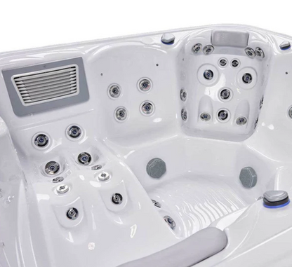 New York Hot Tub