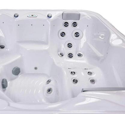 New York Hot Tub